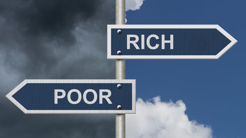 RICH・POOR